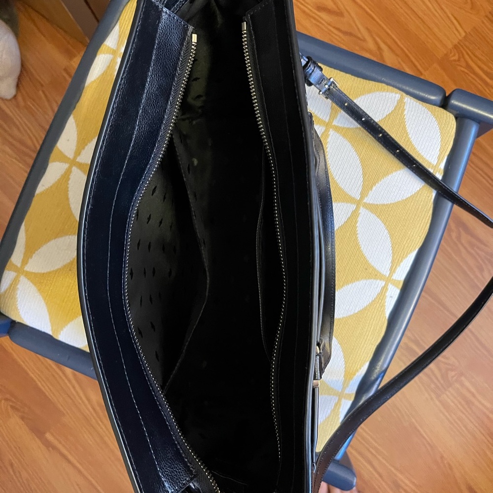 Black & White Kate Spade Large Bag - Picture 4 of 4